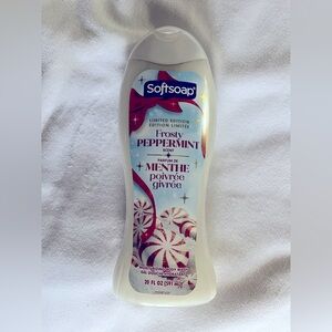 Softsoap Frosty Peppermint Holiday Limited Edition Moisturizing Body Wash, 20oz